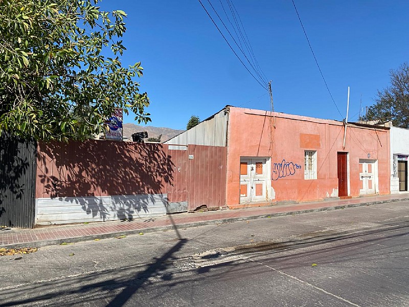 CASA CON TERRENO PARA INVERSIN LOS CARRERAS - CENTRO COPIAP