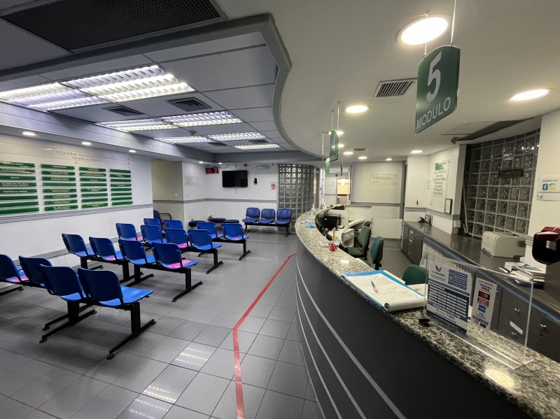 CLINICA - CENTRO MEDICO - ARRIENDO...                                